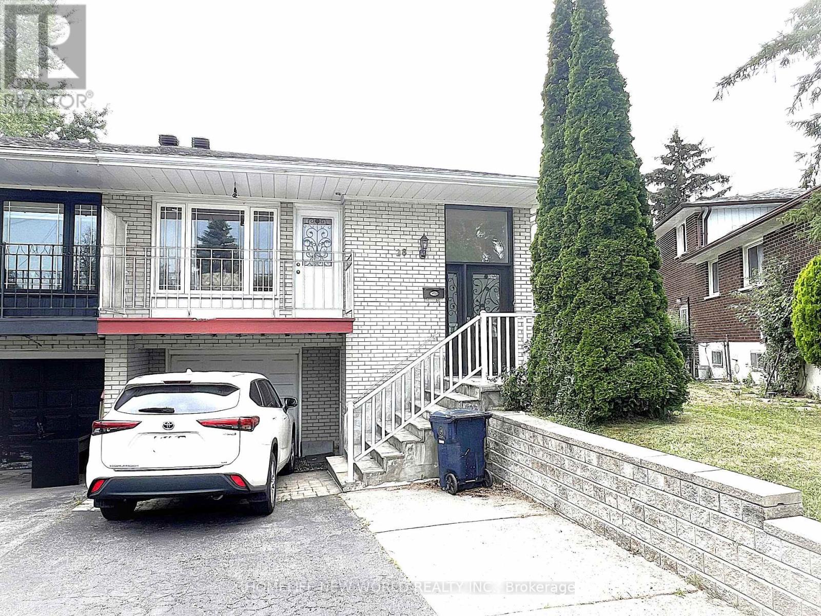 28 Greyhound Drive, Toronto (bayview Woods-steeles), Ontario