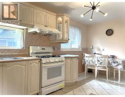 28 GREYHOUND DRIVE