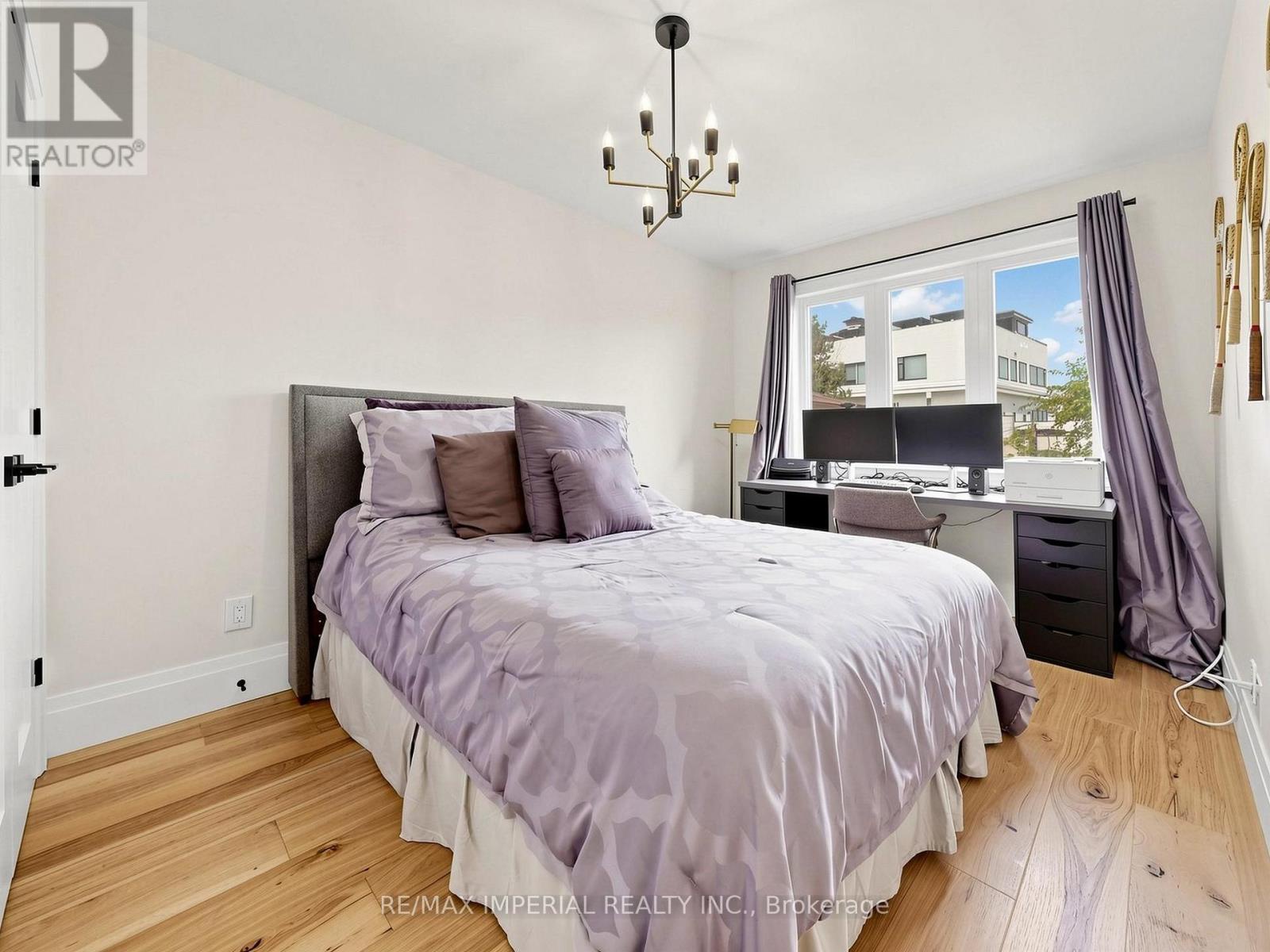 404 Glen Park Avenue, Toronto (yorkdale-glen Park), Ontario