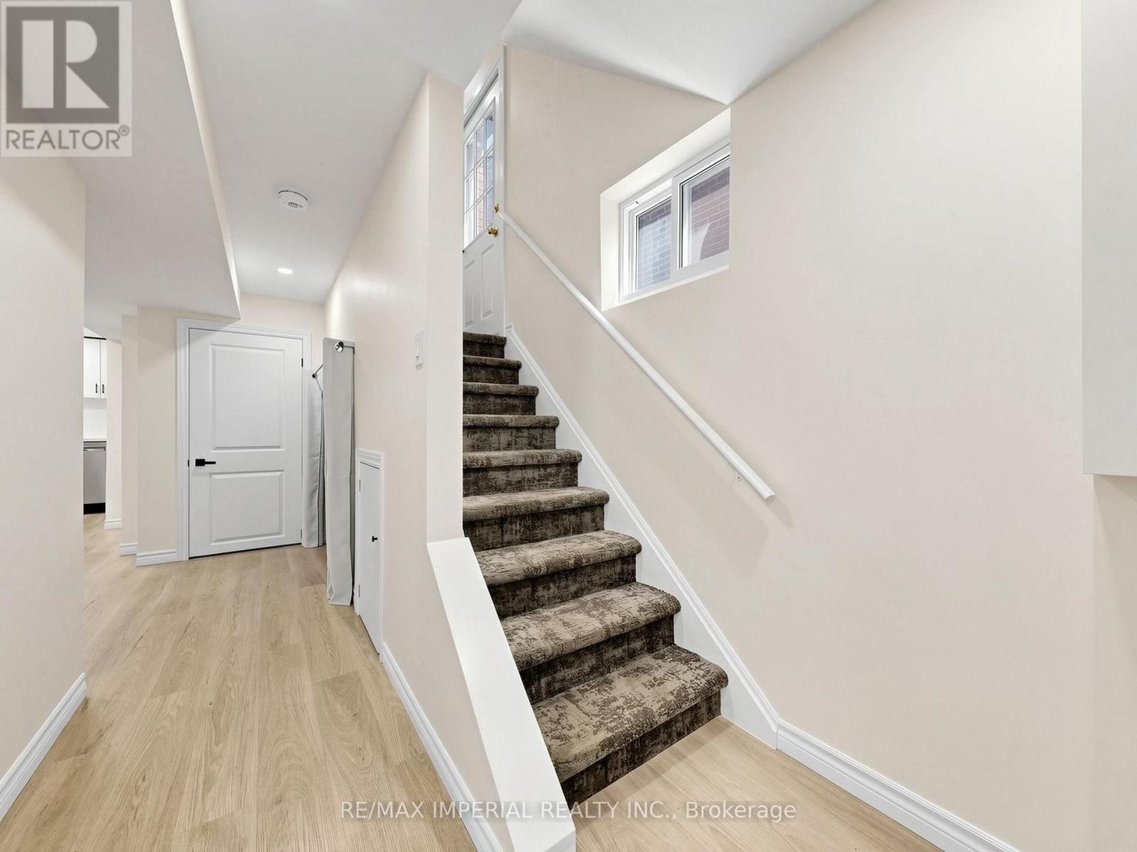 404 Glen Park Avenue, Toronto (yorkdale-glen Park), Ontario