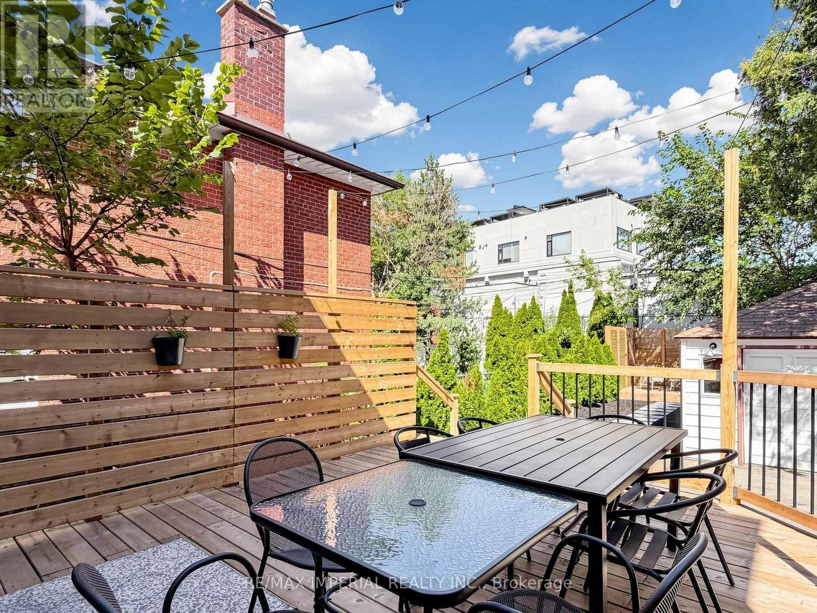 404 Glen Park Avenue, Toronto (yorkdale-glen Park), Ontario