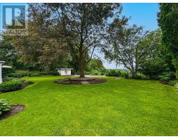 35 BAYVIEW RIDGE