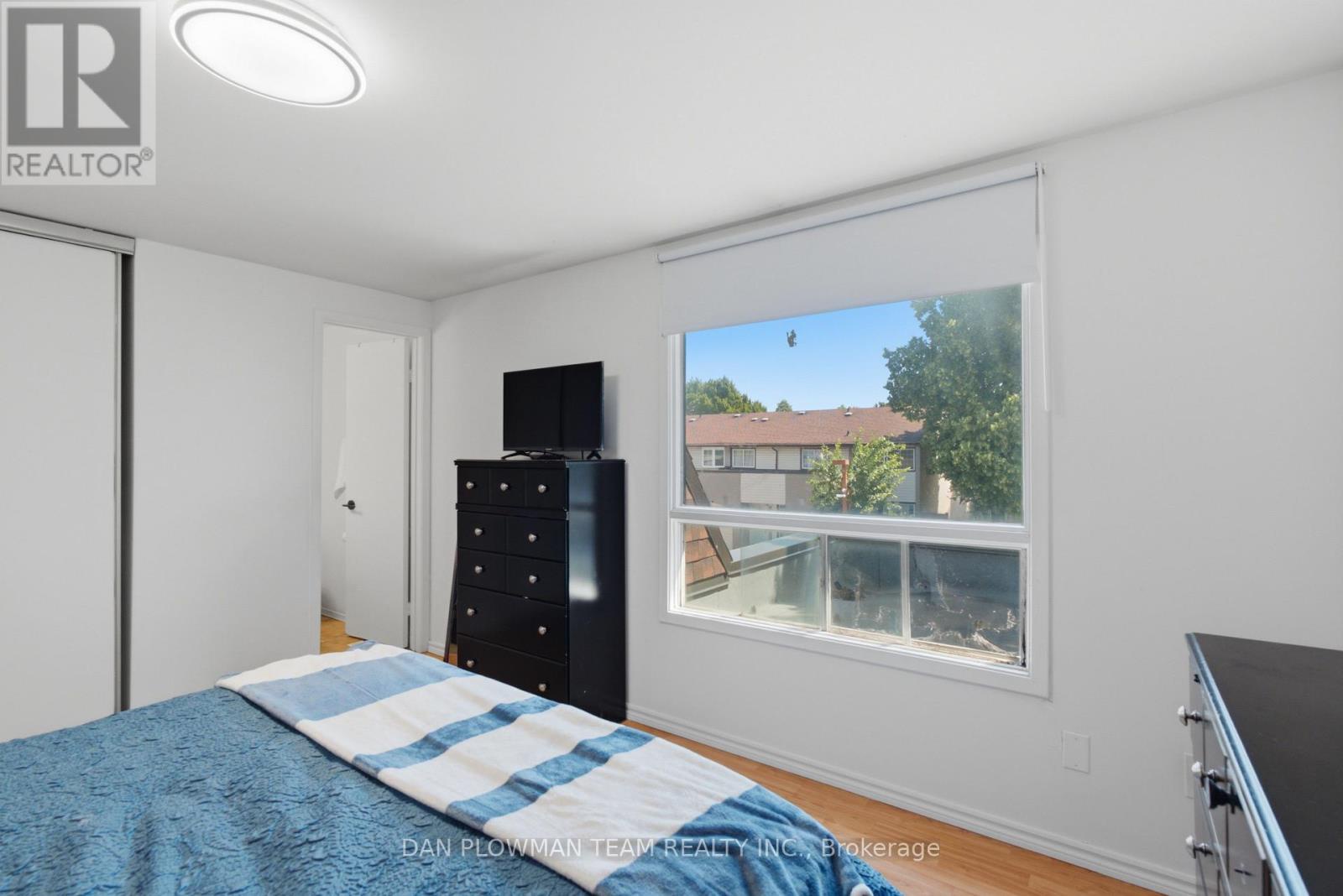 32 - 11 Livonia Place, Toronto (morningside), Ontario