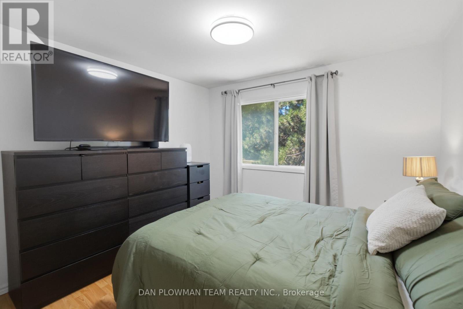 32 - 11 Livonia Place, Toronto (morningside), Ontario