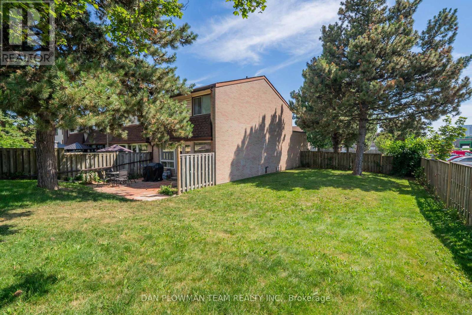 32 - 11 Livonia Place, Toronto (morningside), Ontario