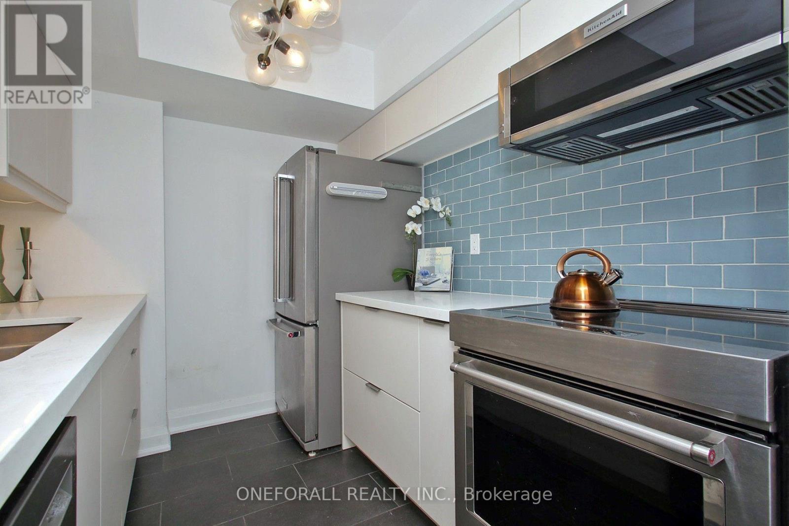 633 - 222 The Esplanade, Toronto (waterfront Communities), Ontario