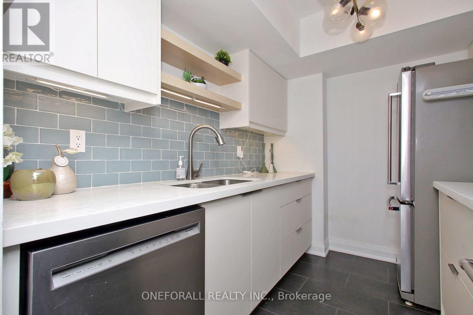 633 - 222 The Esplanade, Toronto (waterfront Communities), Ontario