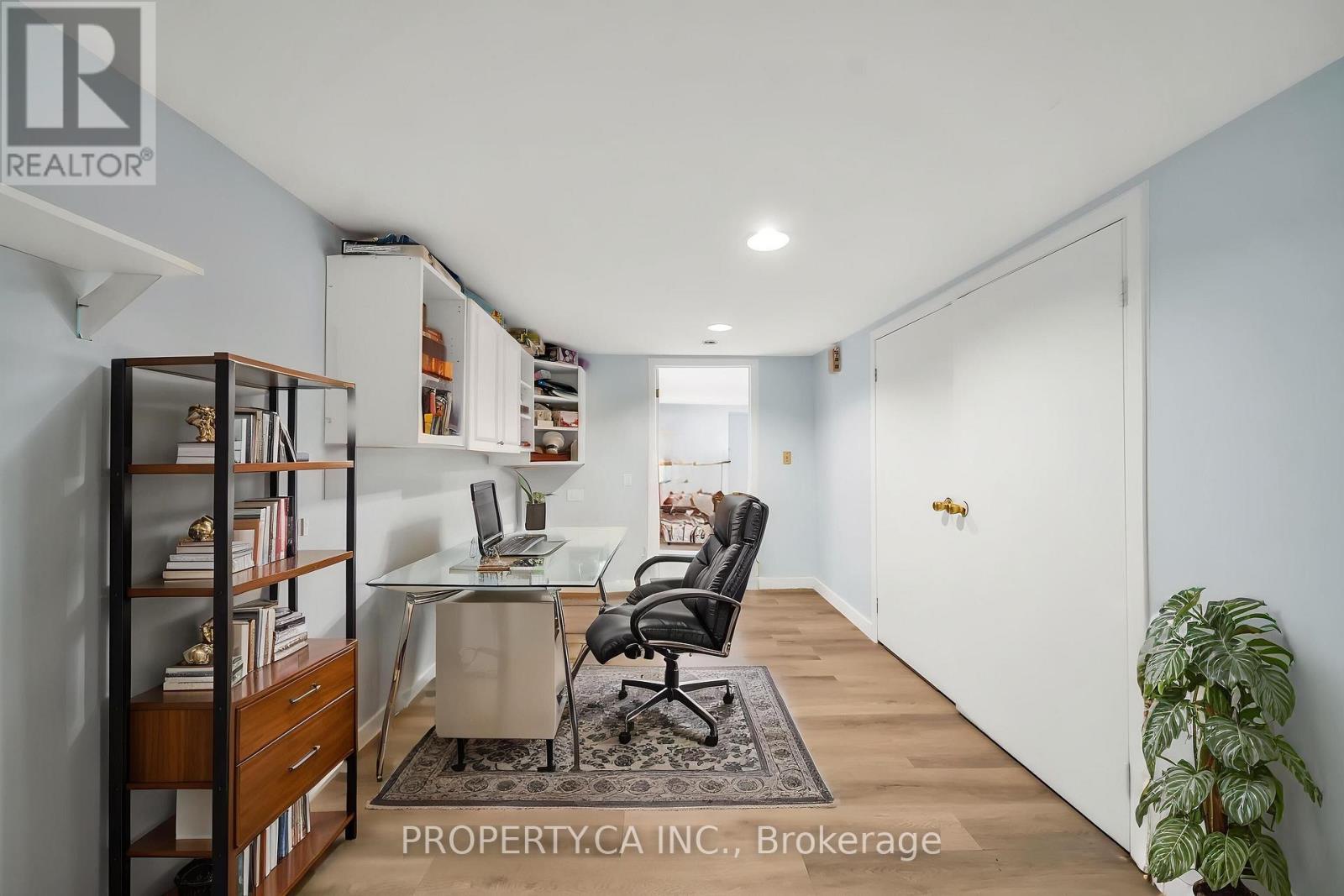 285 Robina Avenue, Toronto (oakwood Village), Ontario