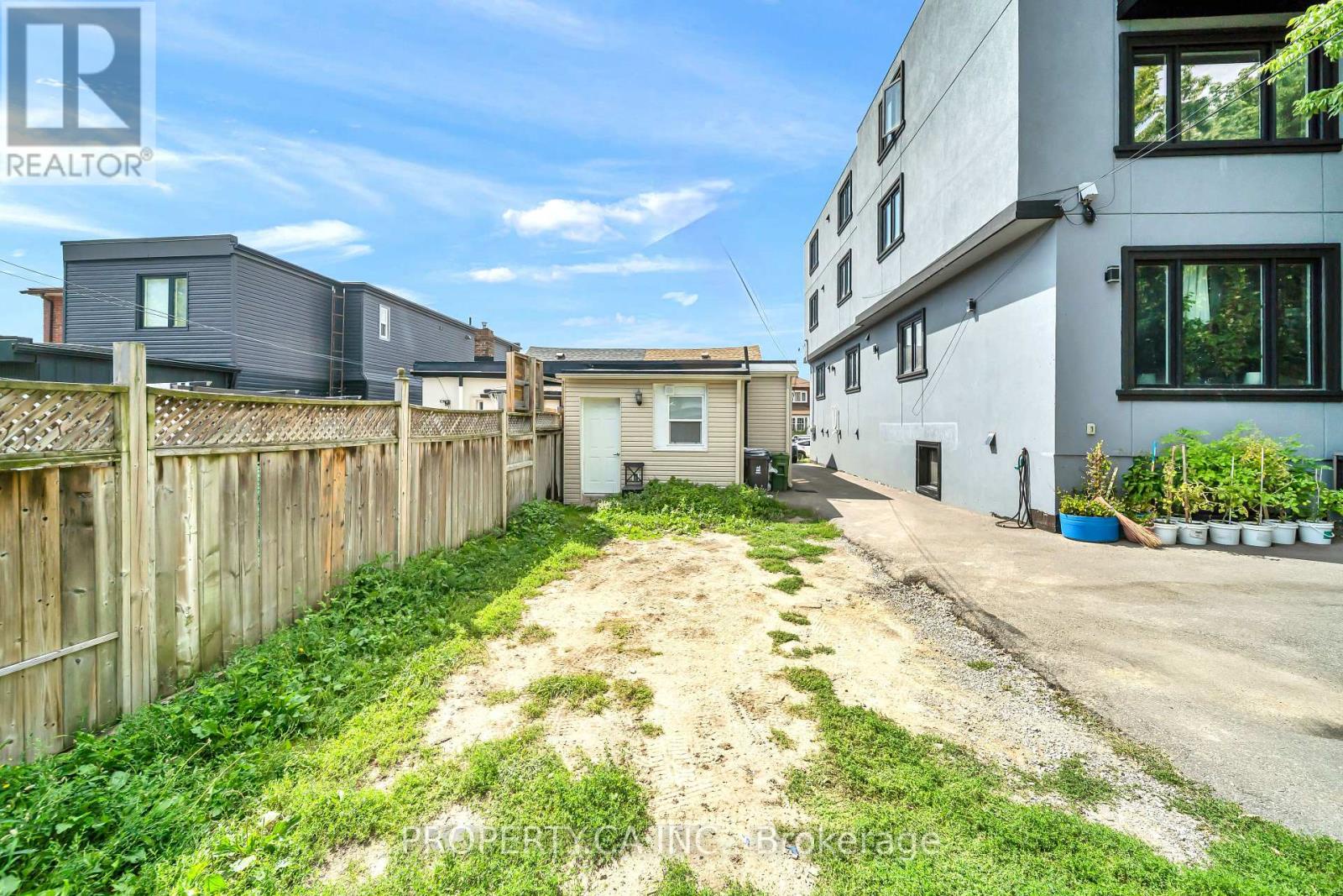 285 Robina Avenue, Toronto (oakwood Village), Ontario