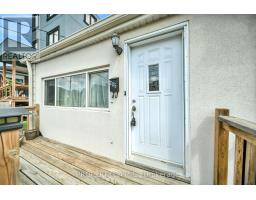 285 ROBINA AVENUE