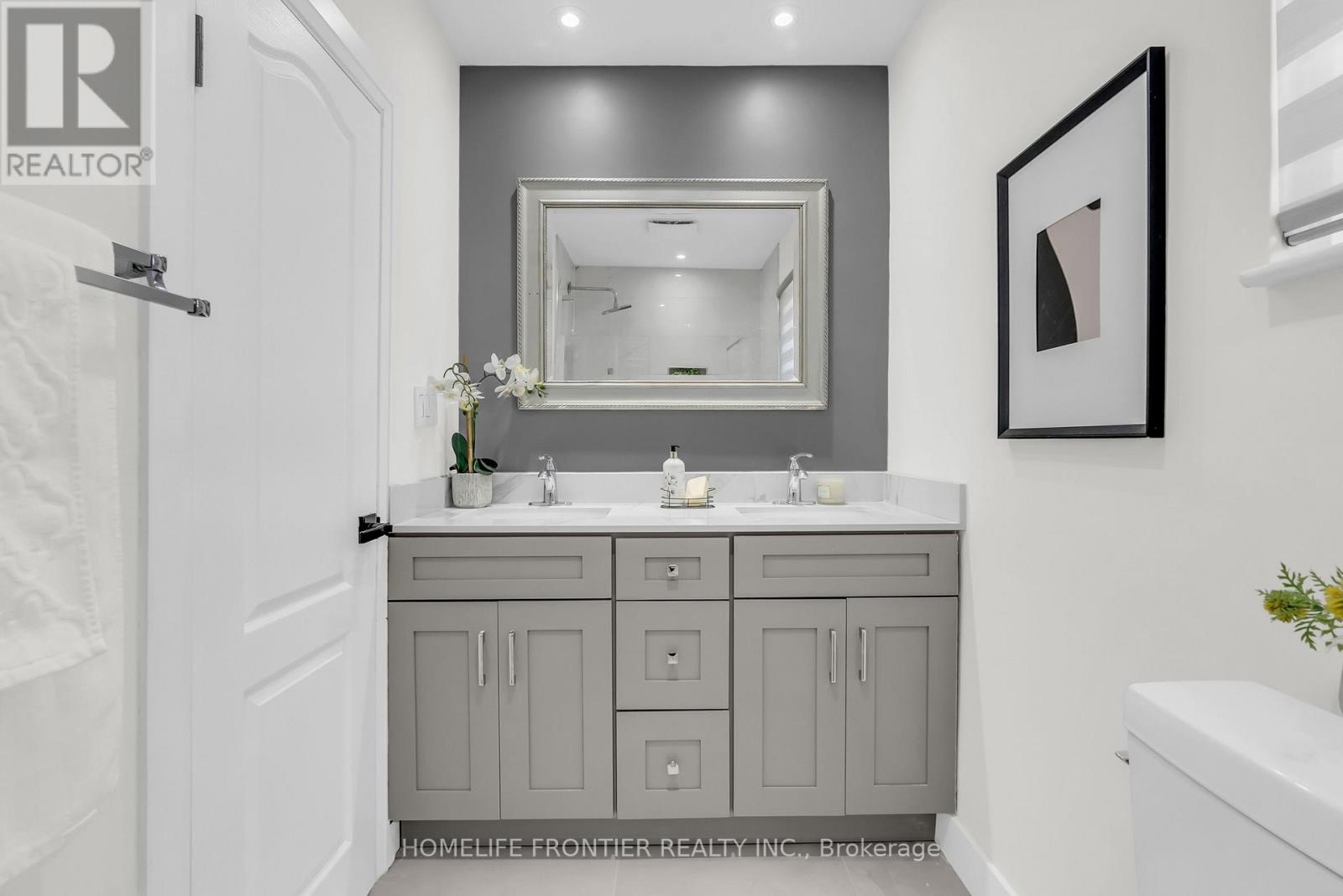 61 Sundial Crescent, Toronto (victoria Village), Ontario