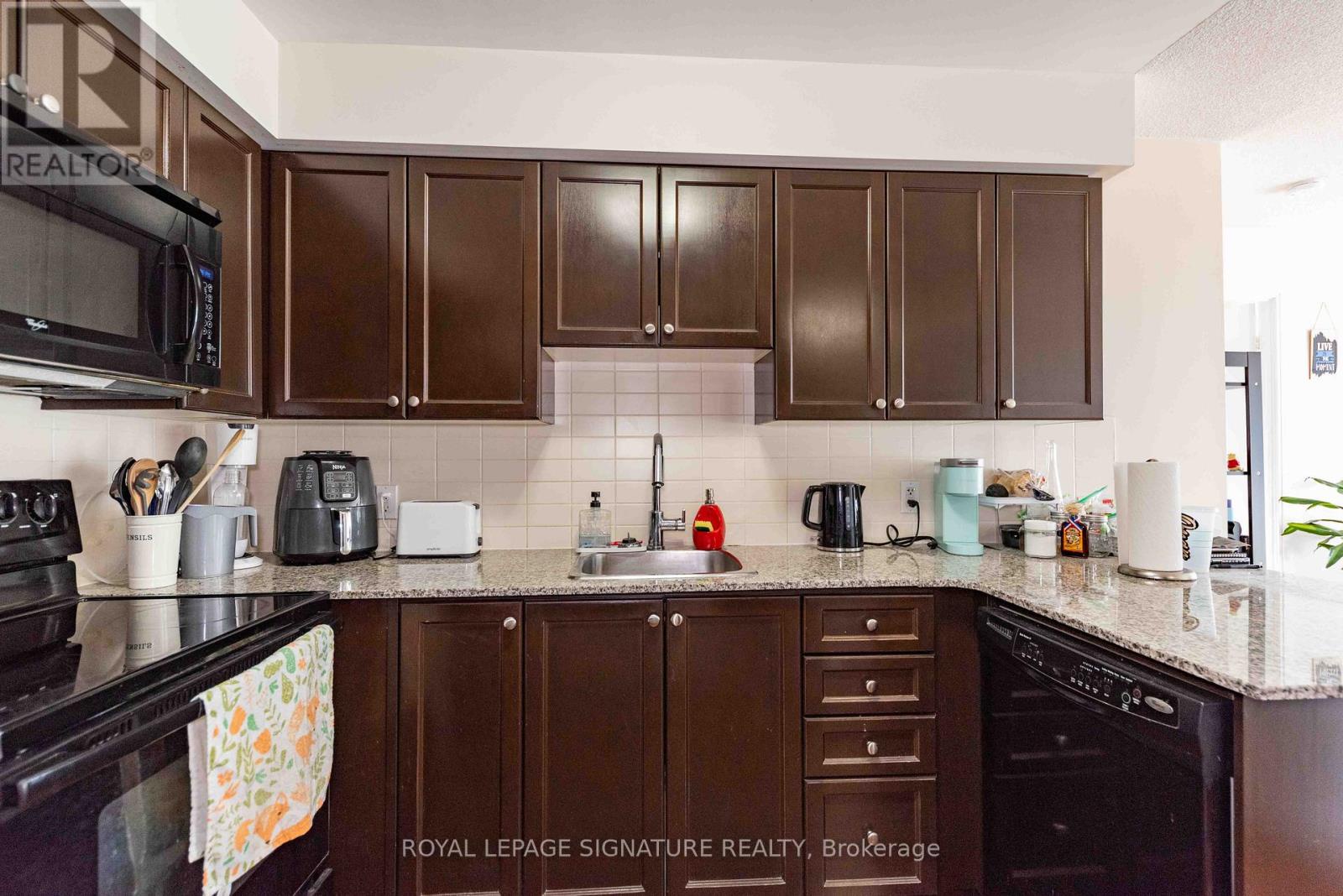 1423 - 135 Village Green Square, Toronto (agincourt South-malvern West), Ontario