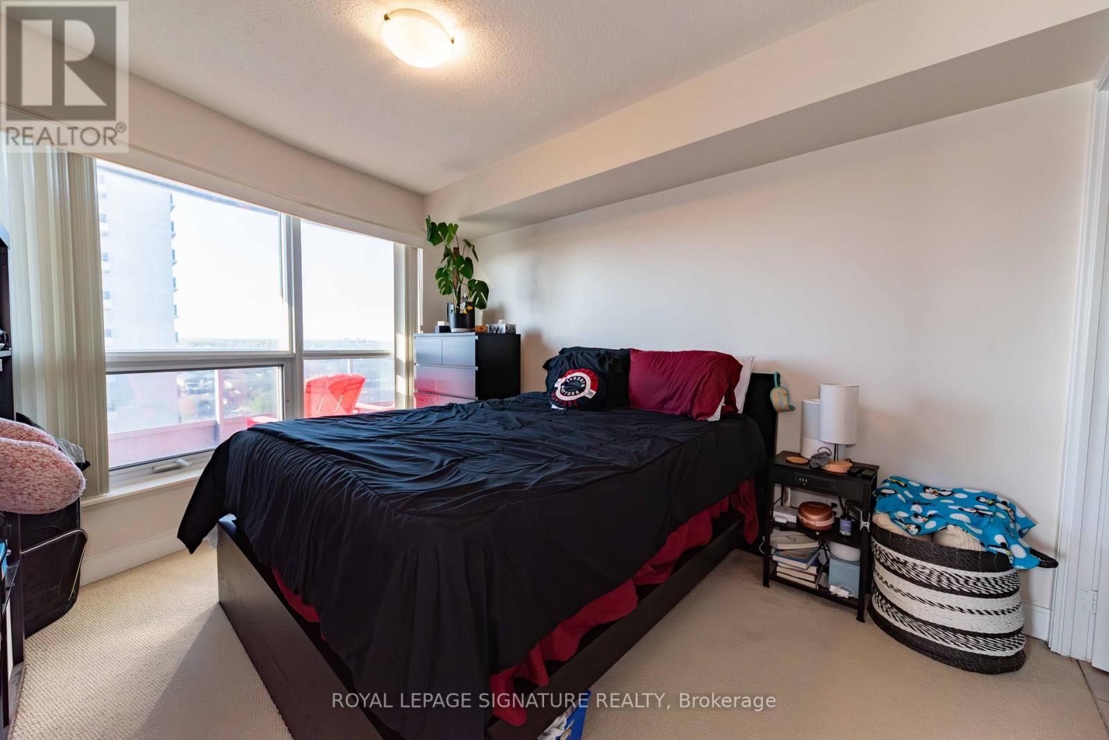 1423 - 135 Village Green Square, Toronto (agincourt South-malvern West), Ontario