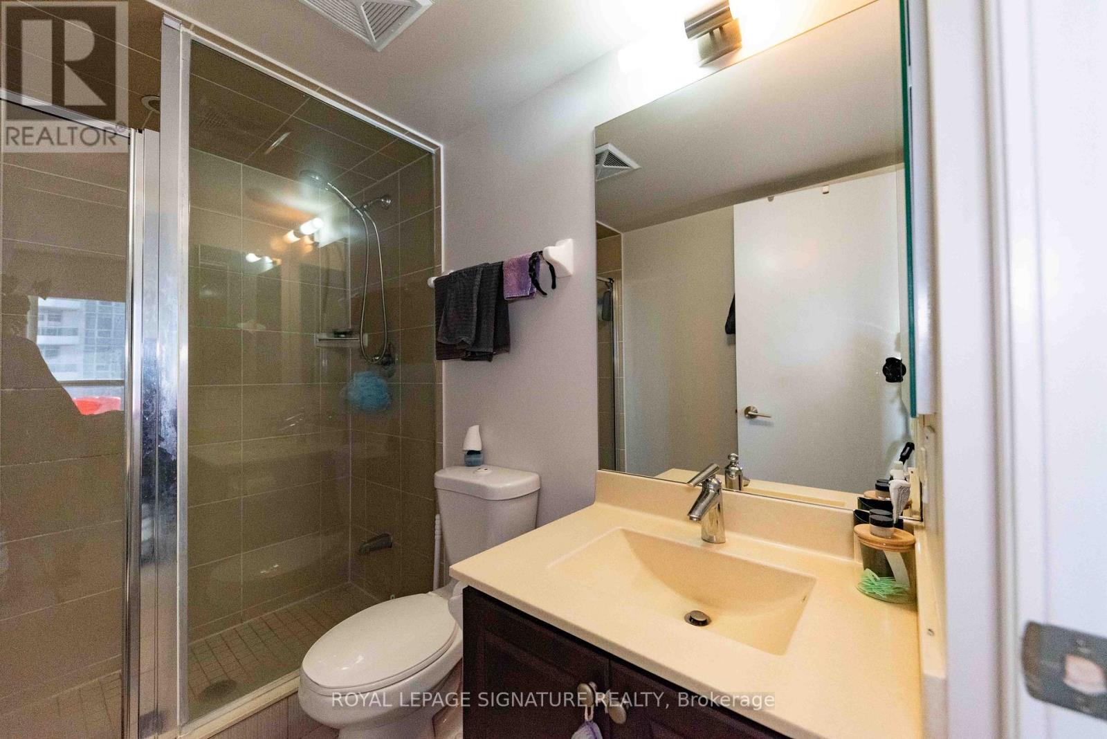 1423 - 135 Village Green Square, Toronto (agincourt South-malvern West), Ontario