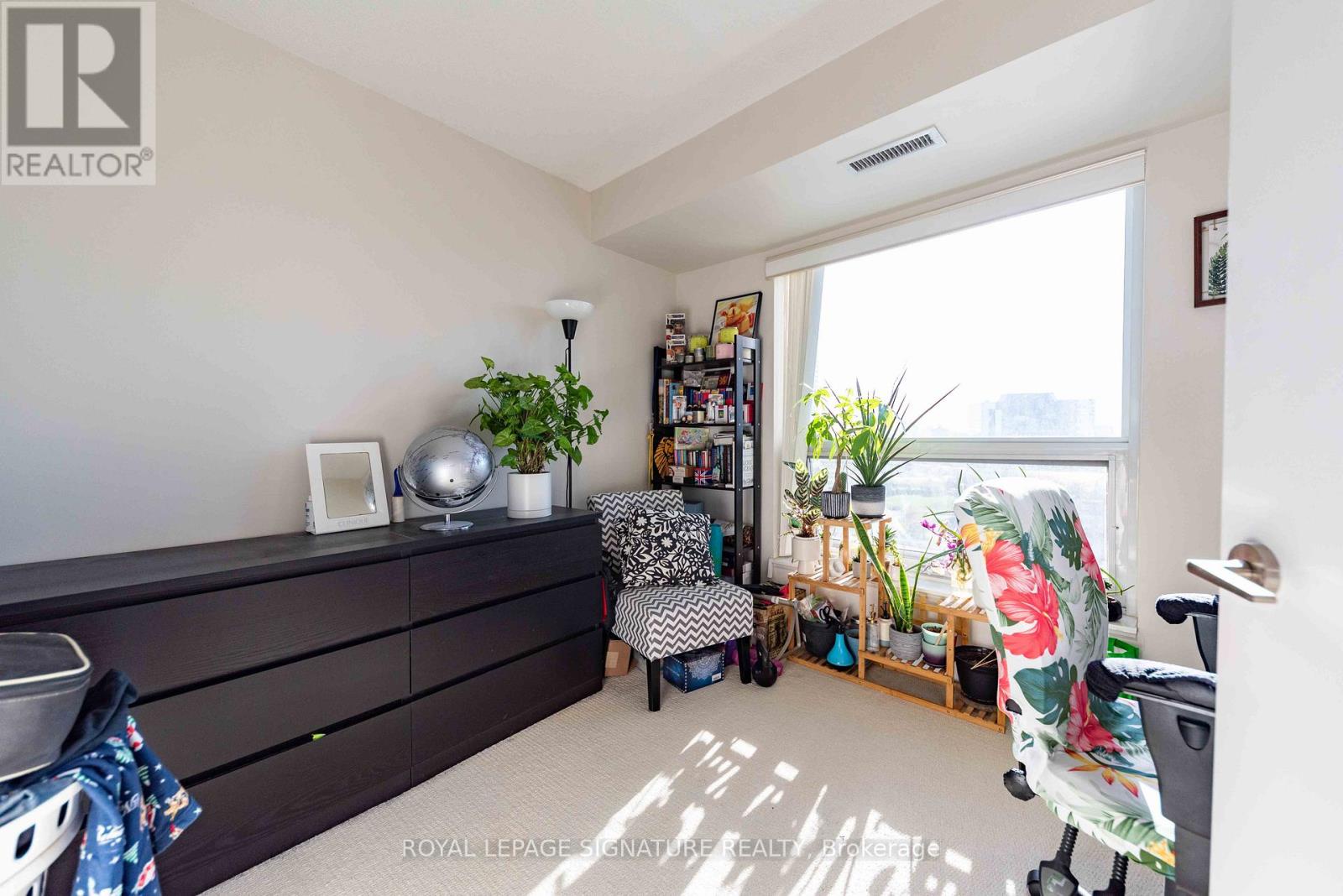 1423 - 135 Village Green Square, Toronto (agincourt South-malvern West), Ontario