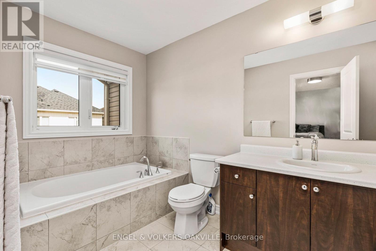 44 Clifford Crescent, New Tecumseth (tottenham), Ontario