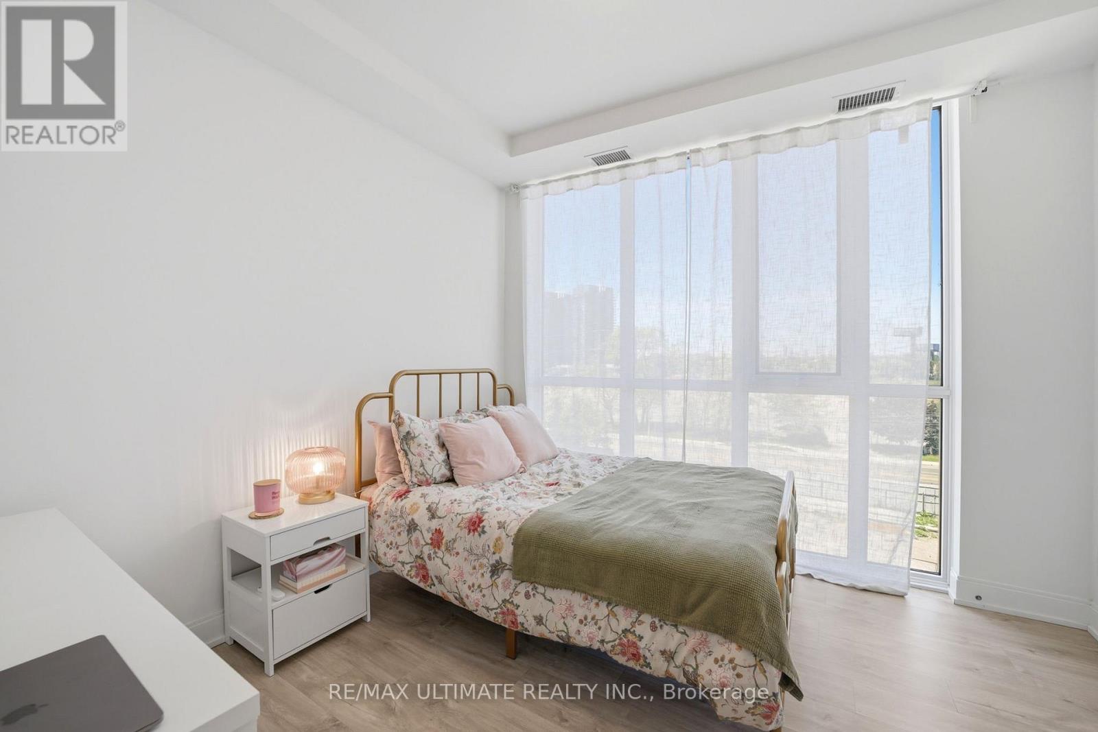 402 - 70 Annie Craig Drive, Toronto (mimico), Ontario