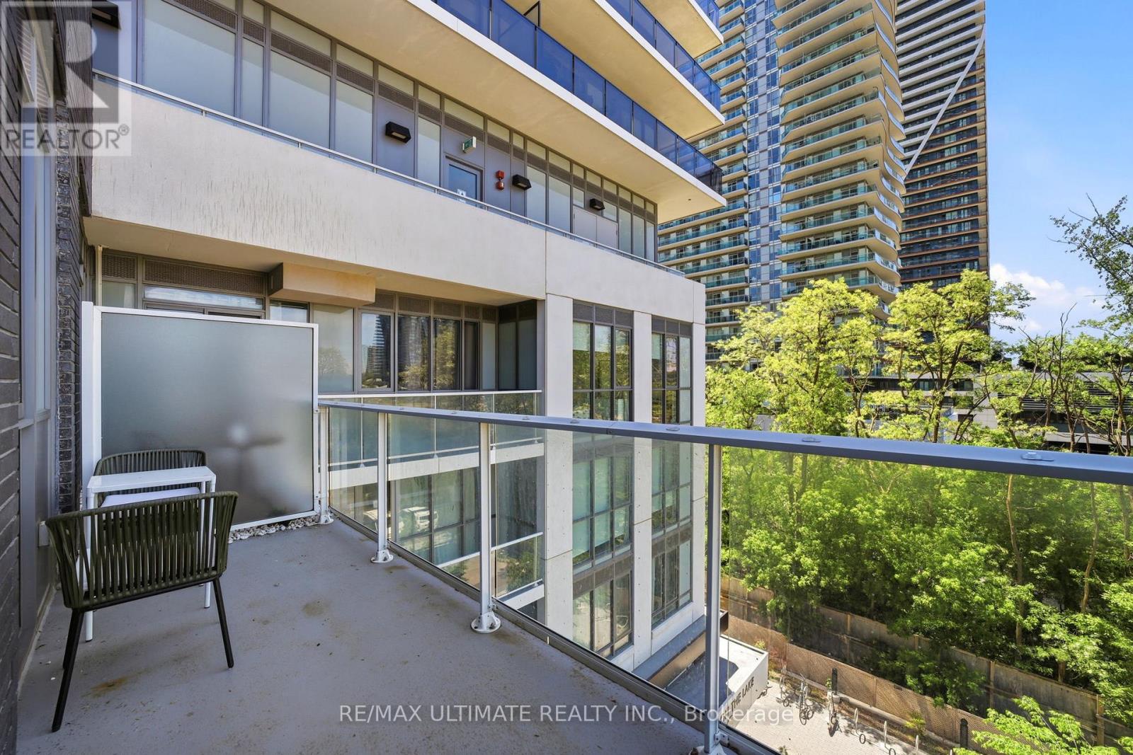 402 - 70 Annie Craig Drive, Toronto (mimico), Ontario