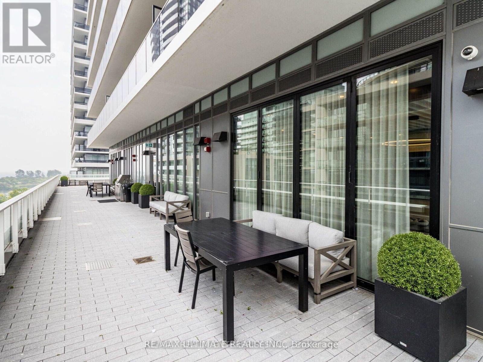 402 - 70 Annie Craig Drive, Toronto (mimico), Ontario