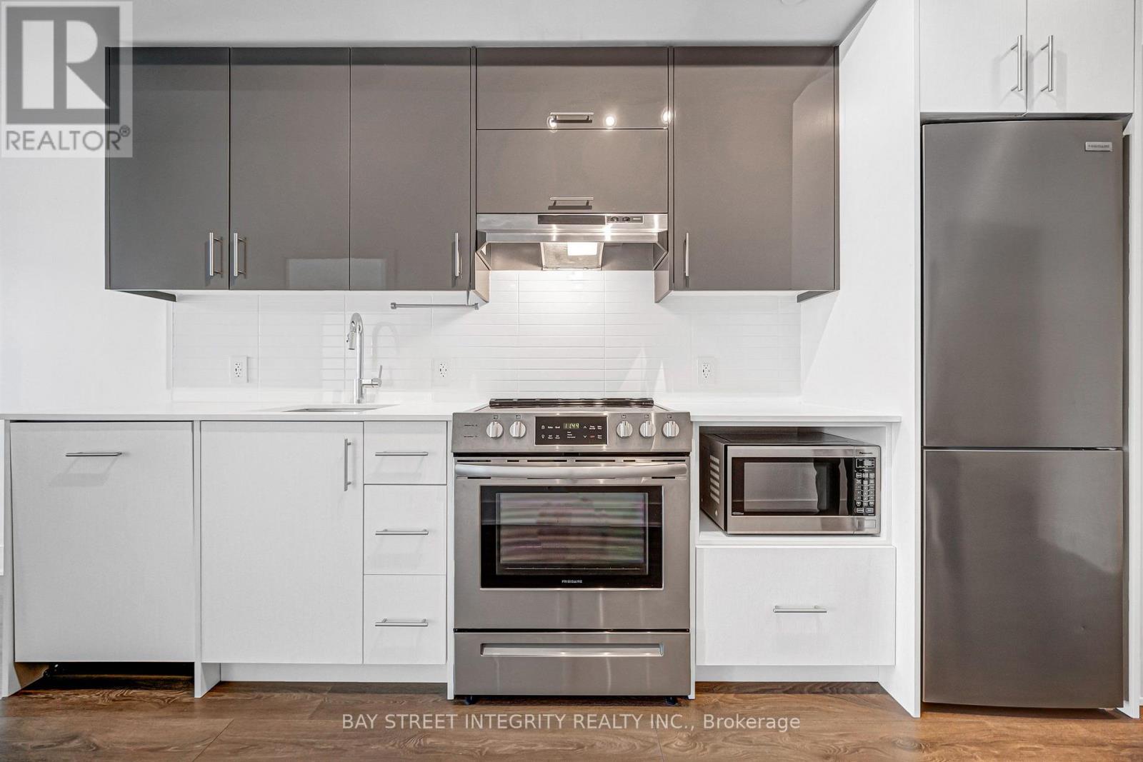 801 - 188 Fairview Mall Drive, Toronto (don Valley Village), Ontario