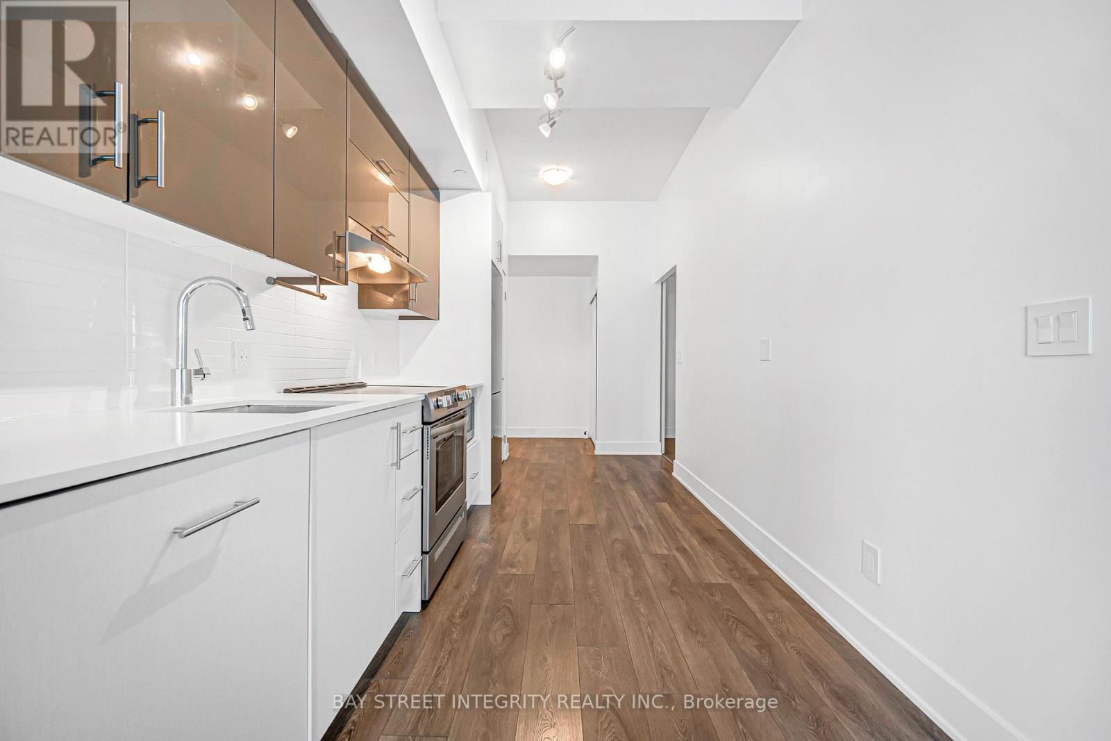 801 - 188 Fairview Mall Drive, Toronto (don Valley Village), Ontario