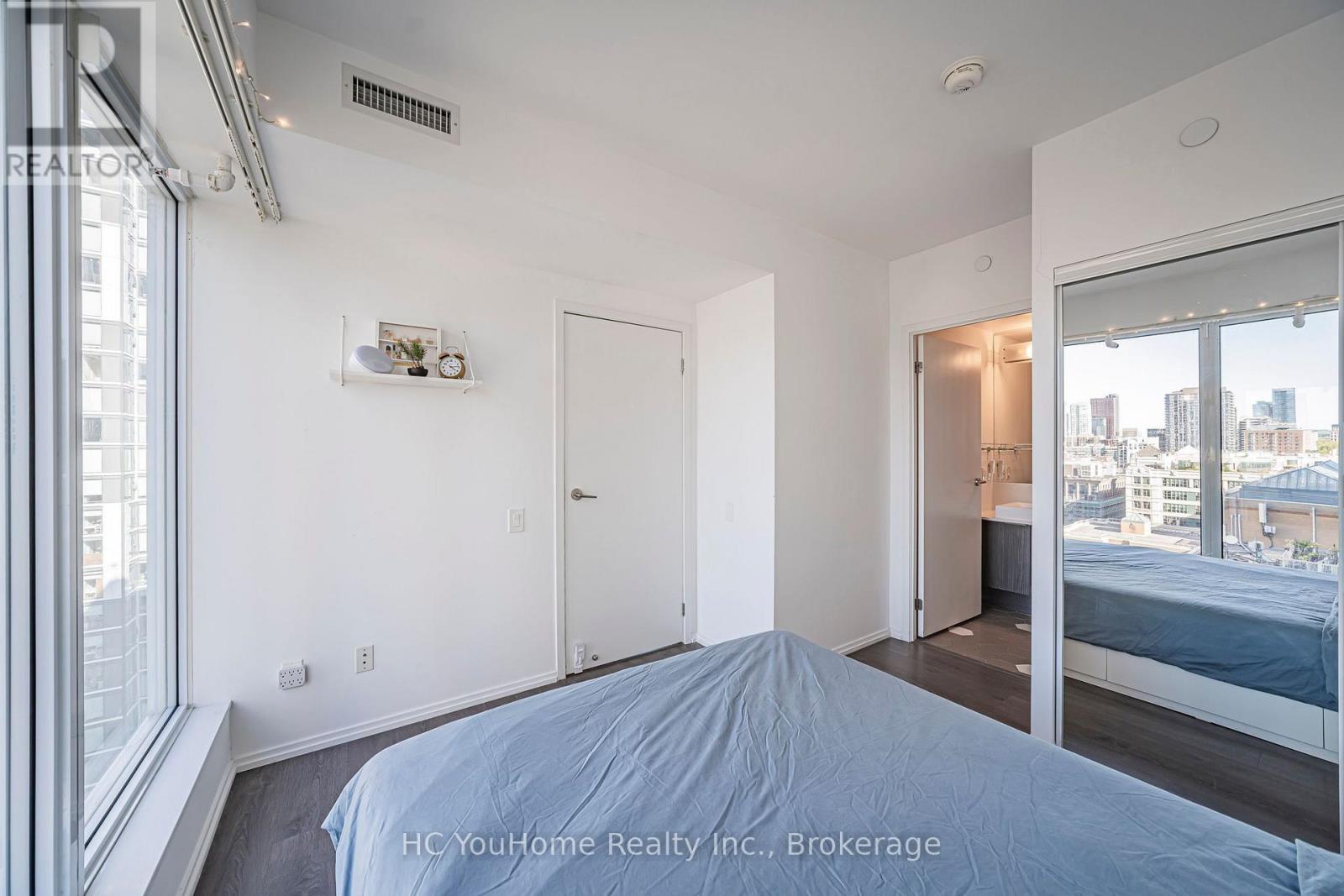 2110 - 68 Shuter Street, Toronto (church-yonge Corridor), Ontario