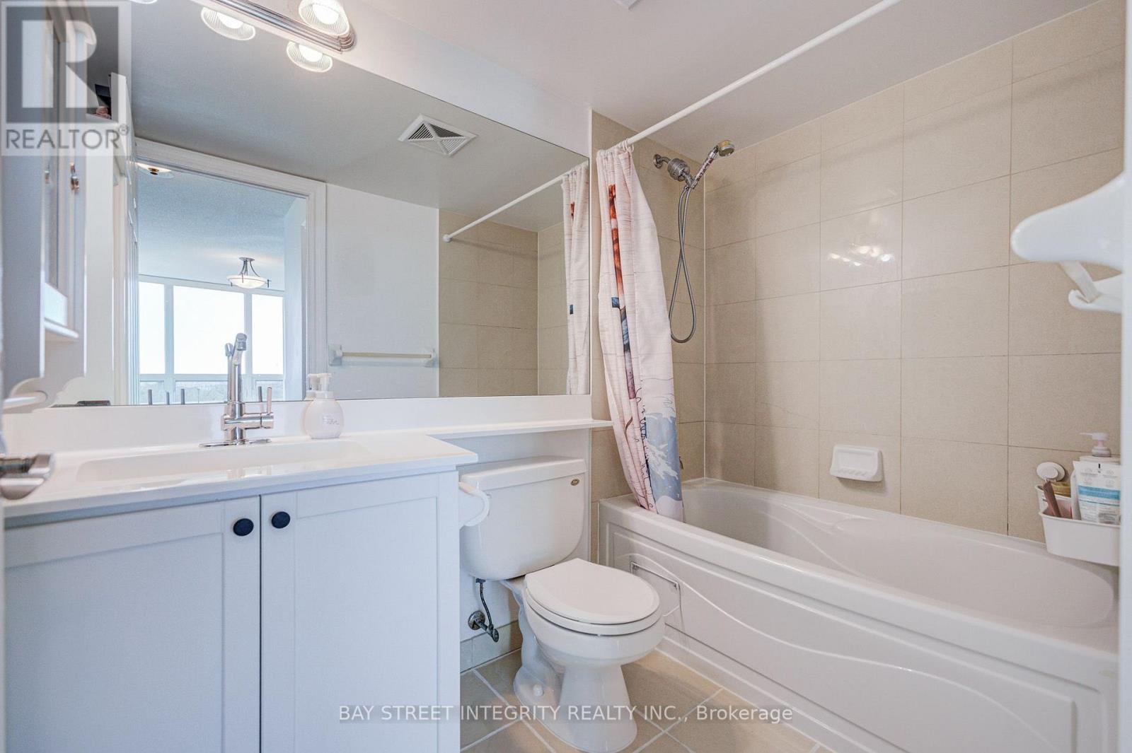 1318 - 25 Greenview Avenue, Toronto (newtonbrook West), Ontario