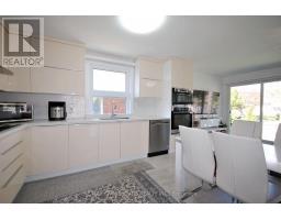 25 ARBUTUS CRESCENT
