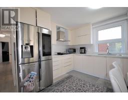 25 ARBUTUS CRESCENT