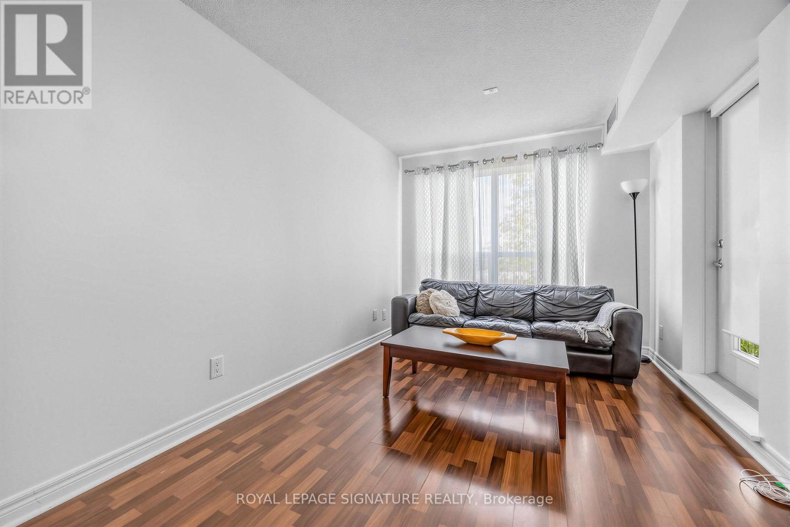 322 - 60 Fairfax Crescent, Toronto (clairlea-birchmount), Ontario