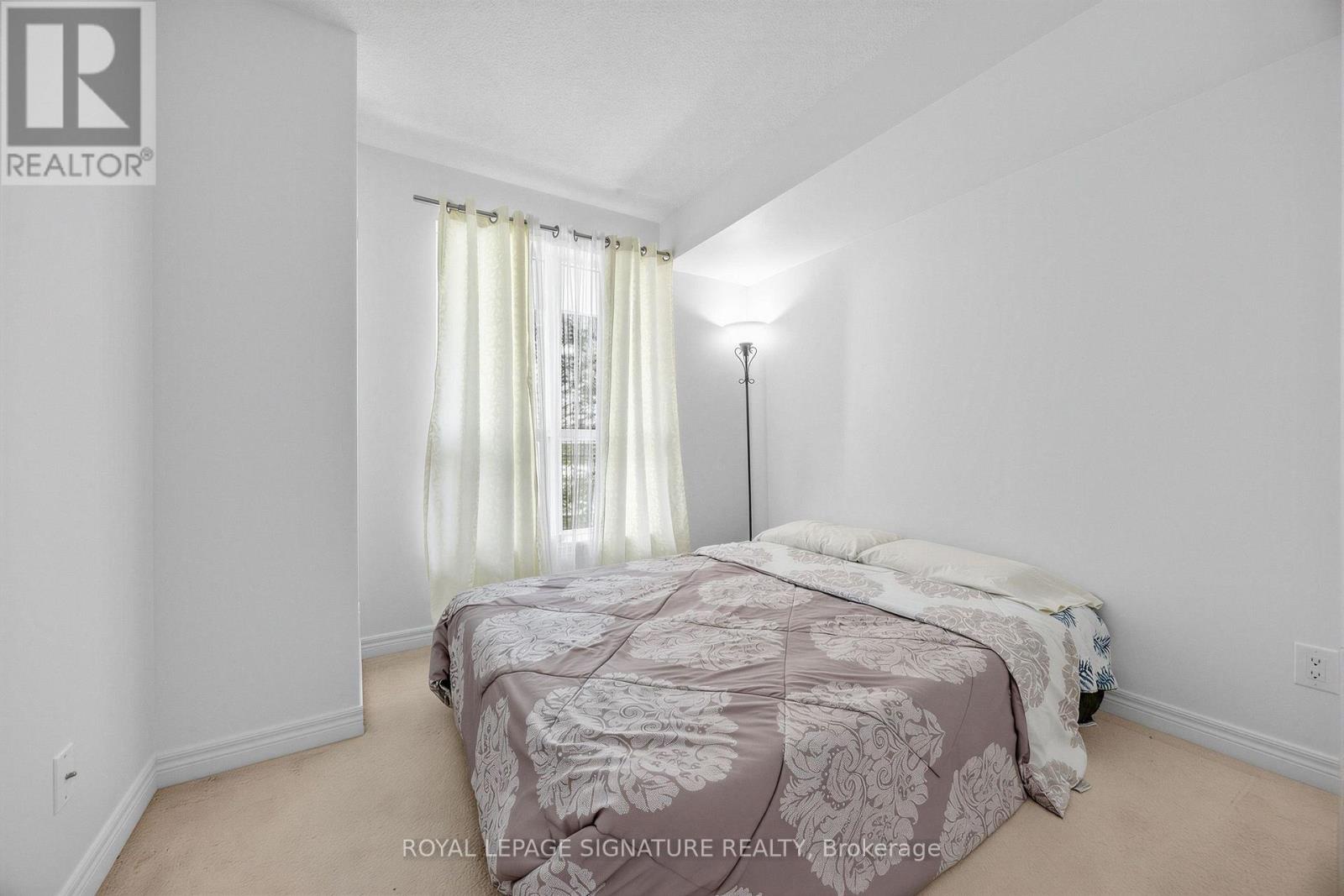 322 - 60 Fairfax Crescent, Toronto (clairlea-birchmount), Ontario