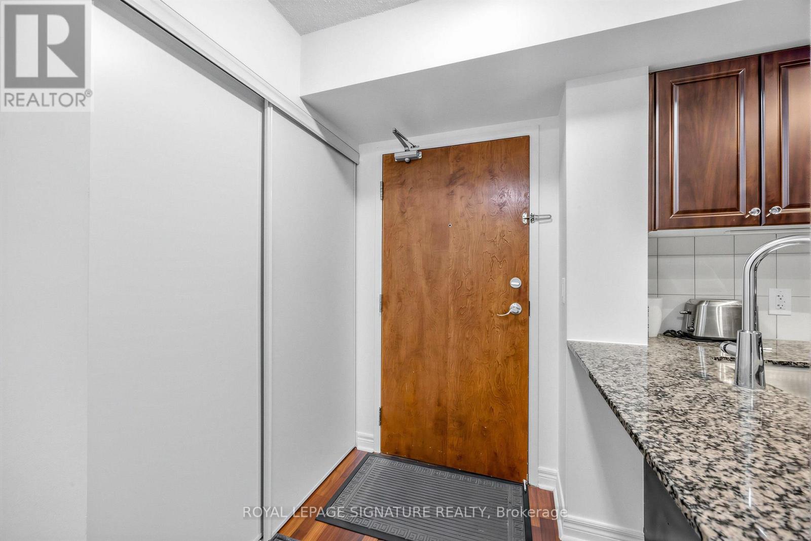 322 - 60 Fairfax Crescent, Toronto (clairlea-birchmount), Ontario