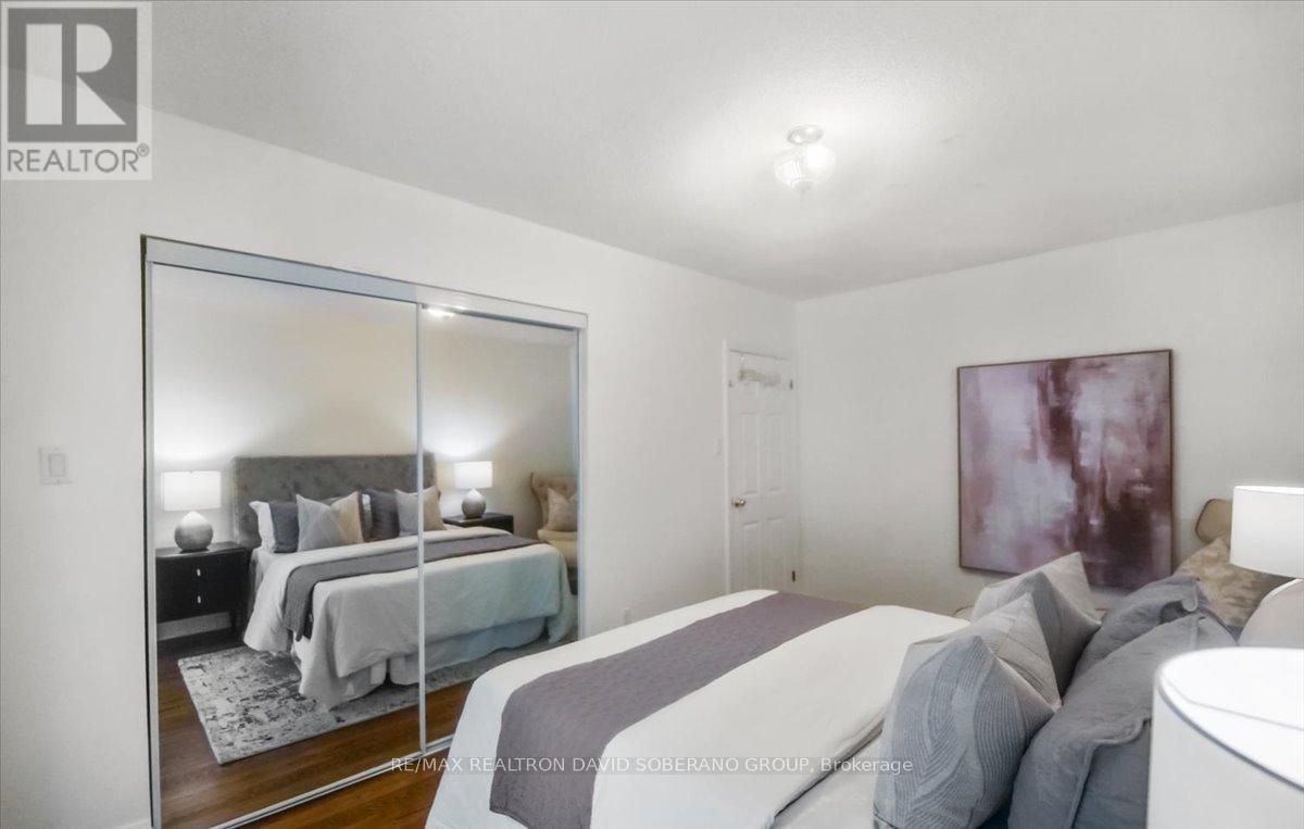 122 Mcgillivray Avenue, Toronto (bedford Park-nortown), Ontario
