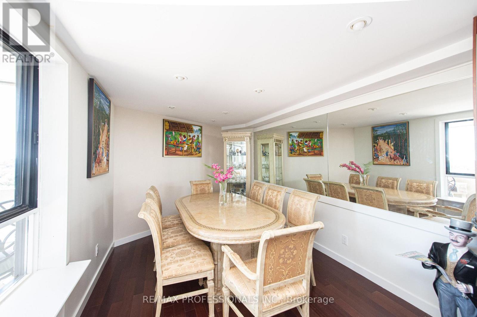 Ph08 - 296 Mill Road, Toronto (markland Wood), Ontario