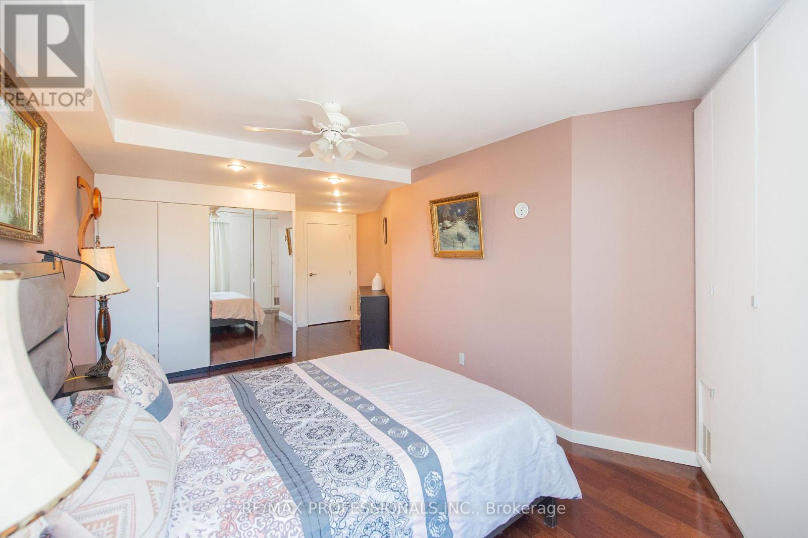 Ph08 - 296 Mill Road, Toronto (markland Wood), Ontario