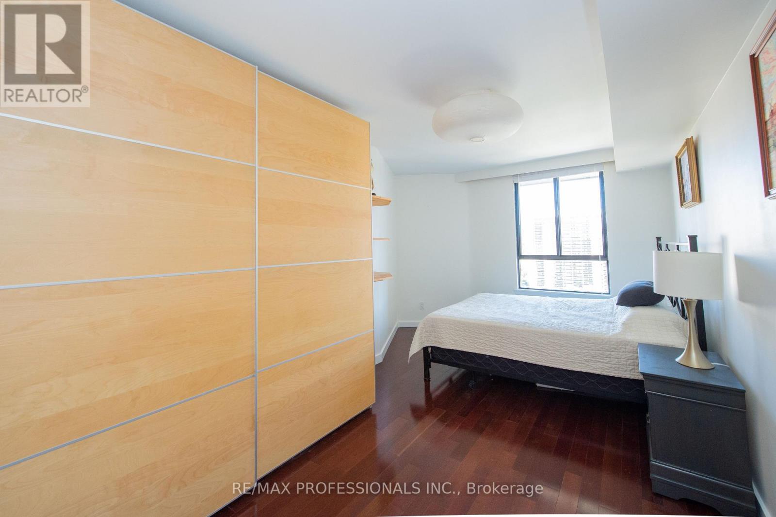 Ph08 - 296 Mill Road, Toronto (markland Wood), Ontario