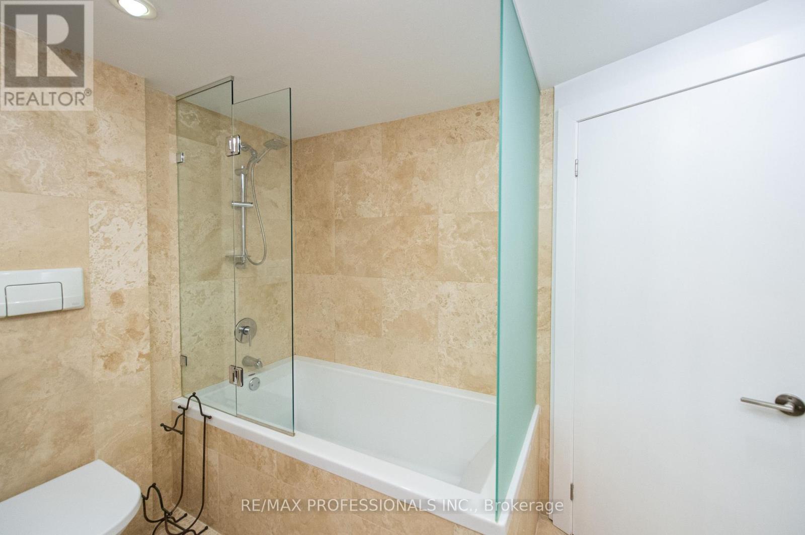 Ph08 - 296 Mill Road, Toronto (markland Wood), Ontario