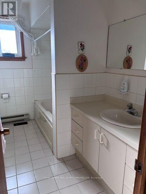 305 La Rose Avenue, Toronto (willowridge-martingrove-richview), Ontario