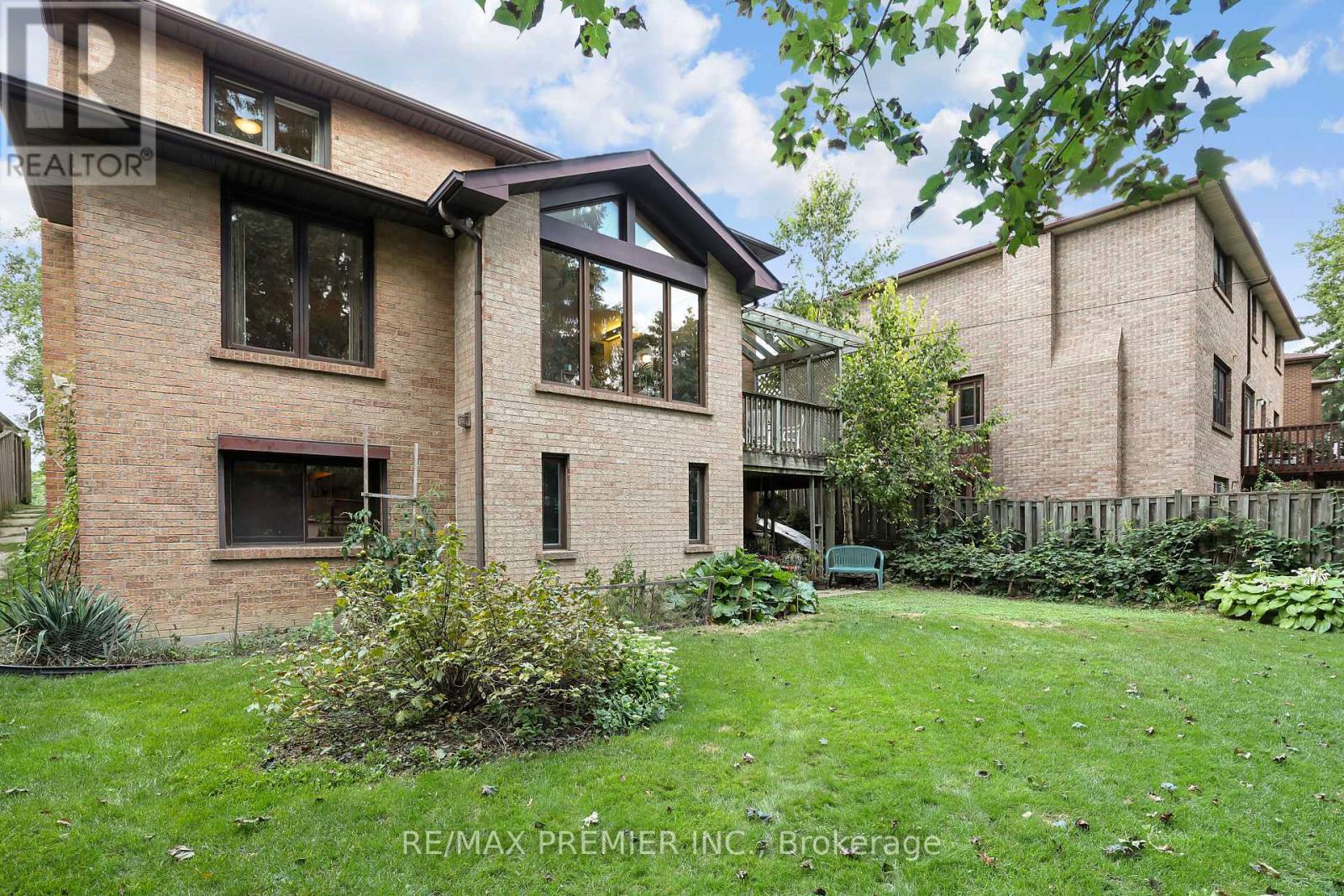 19 Temagami Court, Toronto (newtonbrook East), Ontario
