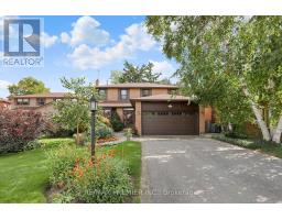 19 TEMAGAMI COURT