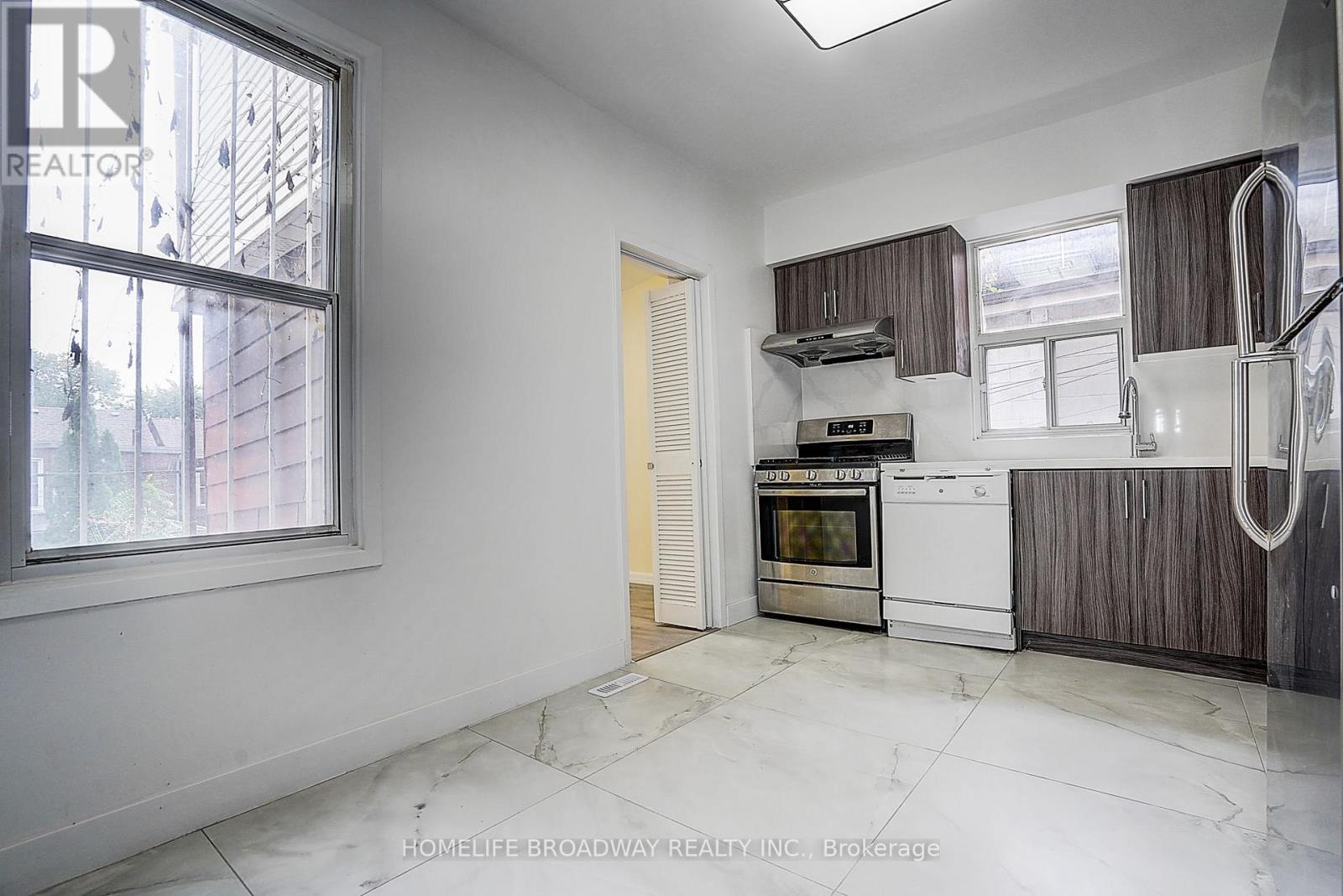 1069 Davenport Road, Toronto (wychwood), Ontario