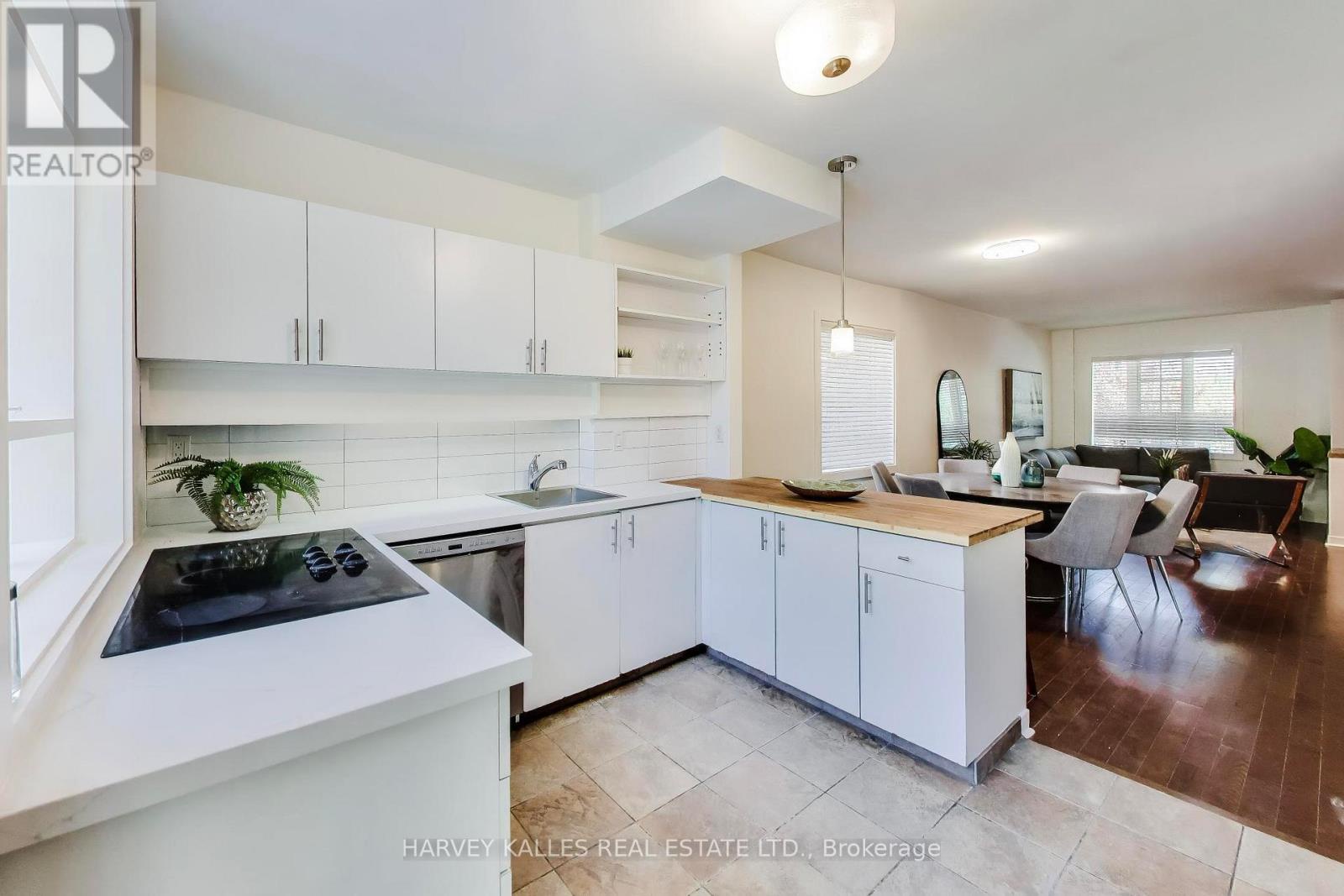 318 Sumach Street, Toronto (cabbagetown-south St. James Town), Ontario