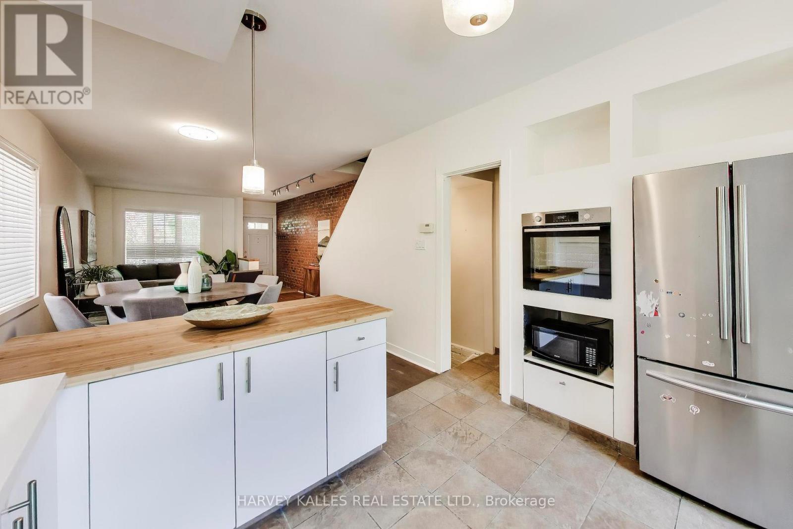 318 Sumach Street, Toronto (cabbagetown-south St. James Town), Ontario