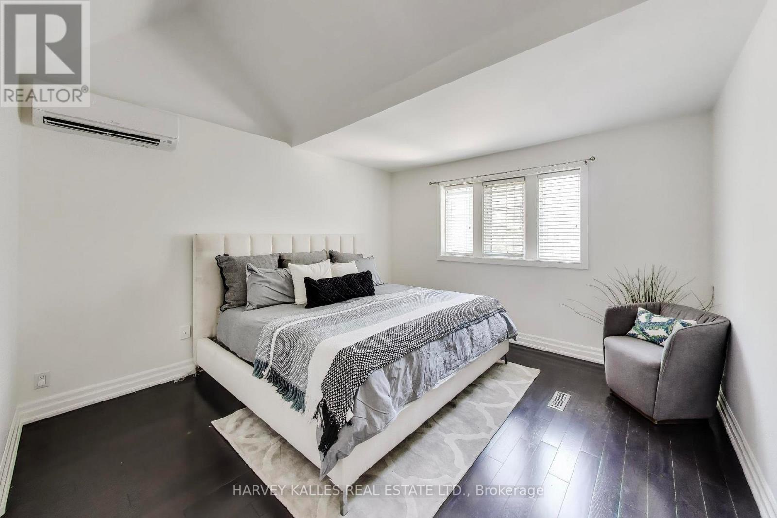 318 Sumach Street, Toronto (cabbagetown-south St. James Town), Ontario