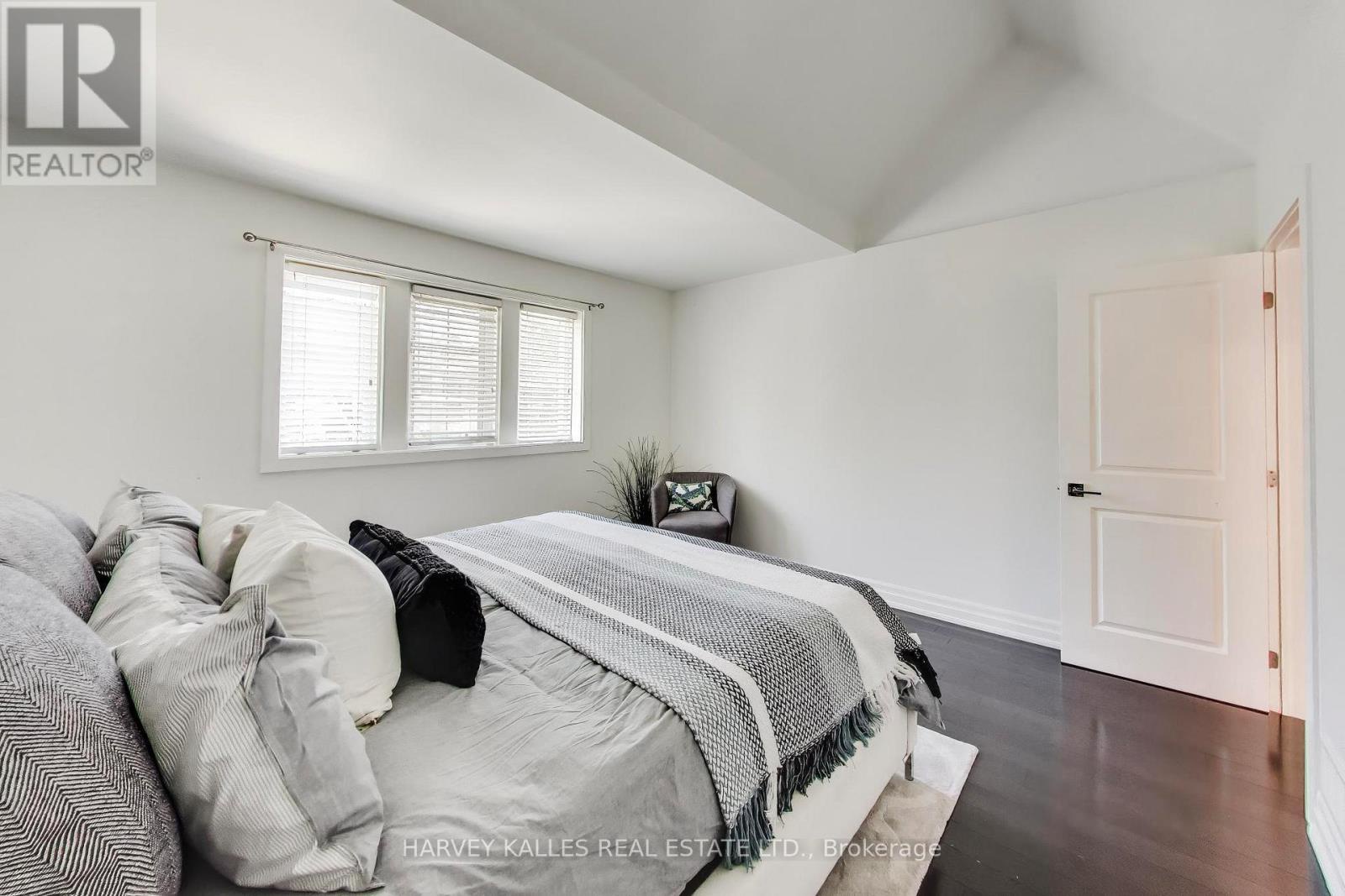 318 Sumach Street, Toronto (cabbagetown-south St. James Town), Ontario