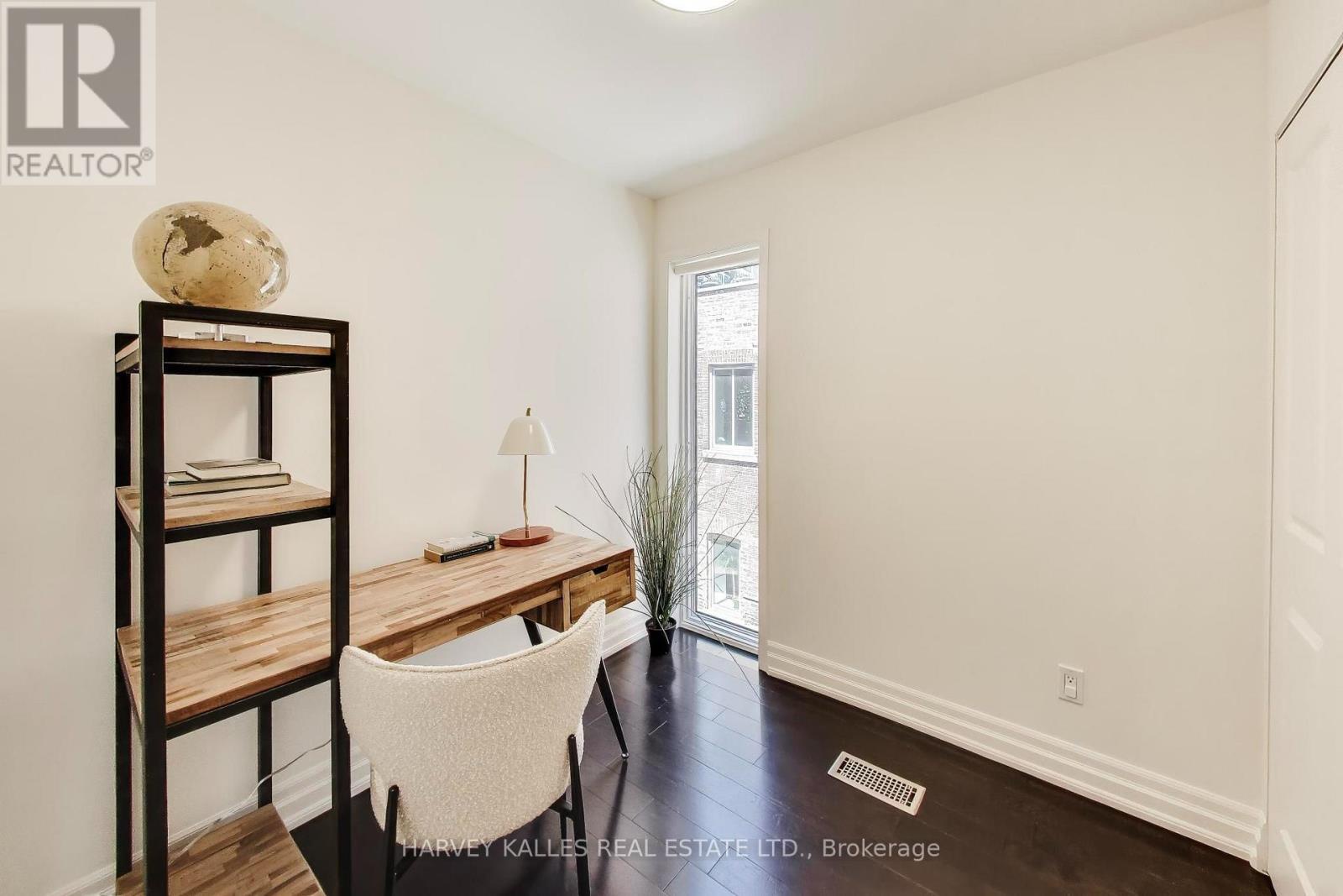 318 Sumach Street, Toronto (cabbagetown-south St. James Town), Ontario
