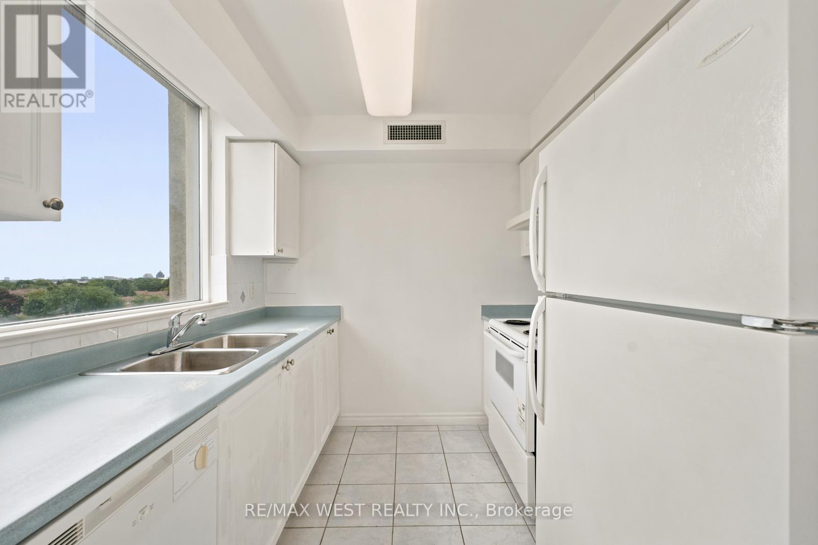 1107 - 2627 Mccowan Road, Toronto (agincourt North), Ontario