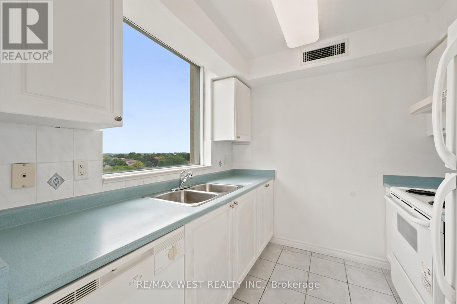 1107 - 2627 Mccowan Road, Toronto (agincourt North), Ontario