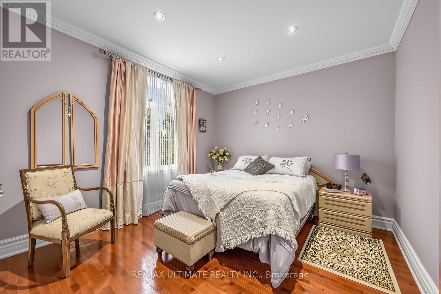 38 Wilmar Road, Toronto (islington-city Centre West), Ontario