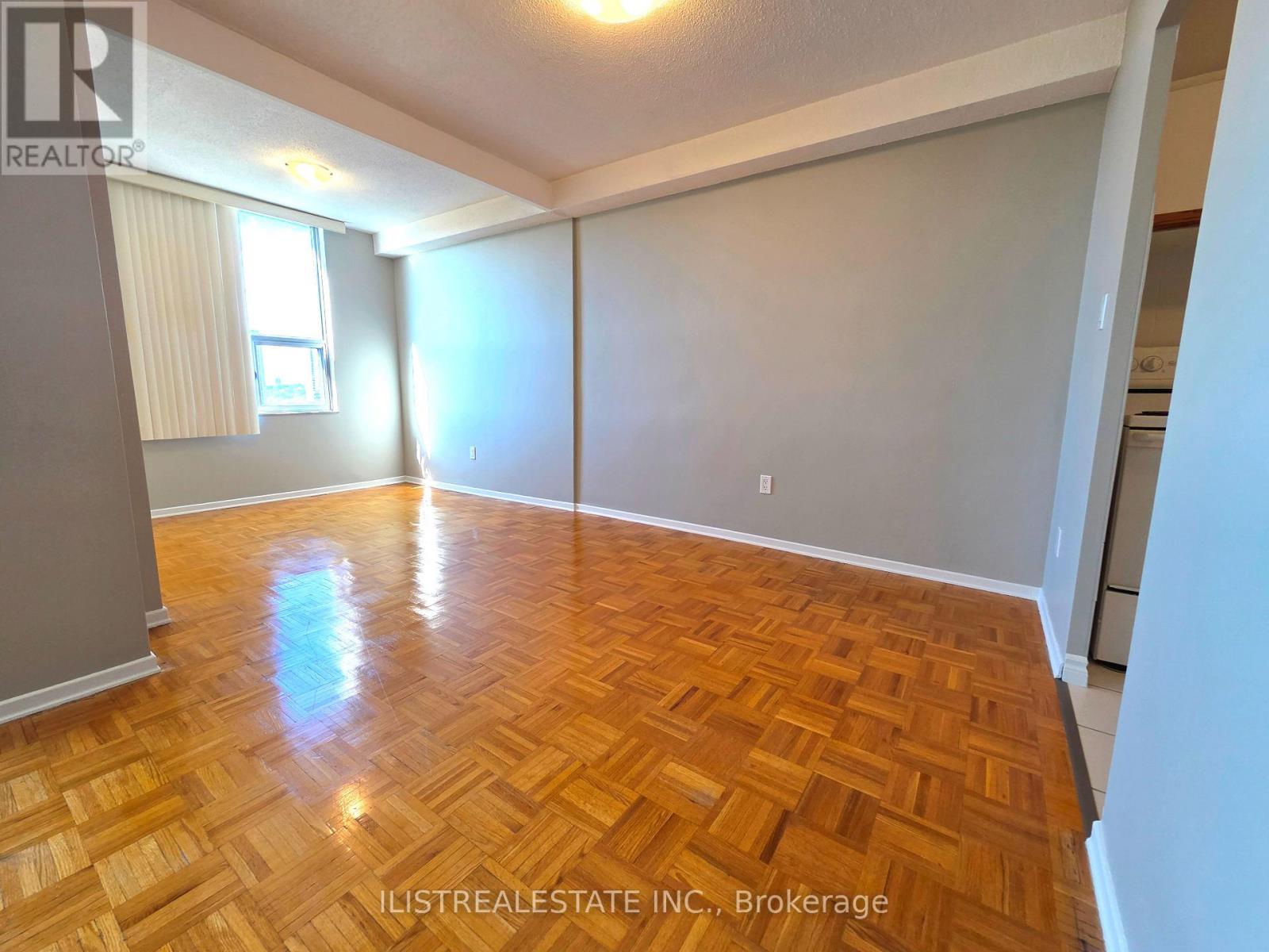 1808 - 20 Edgecliffe Golfway, Toronto (flemingdon Park), Ontario